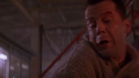 Die Hard 2: Fight Scene .